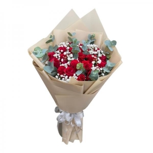Bó hoa hồng đỏ mix hoa trắng tặng sinh nhật chồng