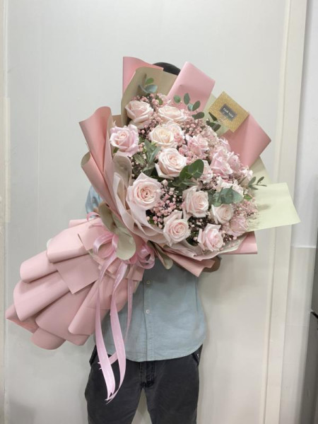 Bó hoa hồng kem mix baby hồng tặng sinh nhật phái nữ 1