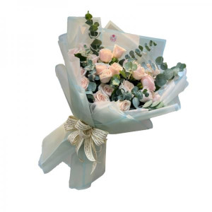 Bó hoa hồng pastel tặng sinh nhật sếp nữ