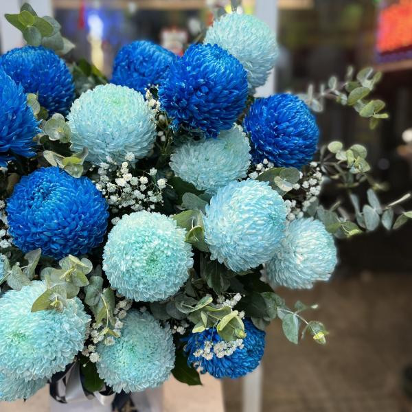 Hộp hoa khai trương để bàn cúc mẫu đơn 2