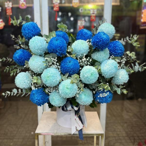 Hộp hoa khai trương để bàn cúc mẫu đơn