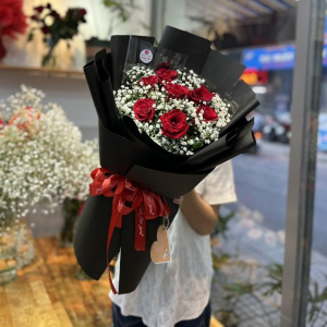 Bó hoa hồng 7 bông mix baby tặng sinh nhật người thương