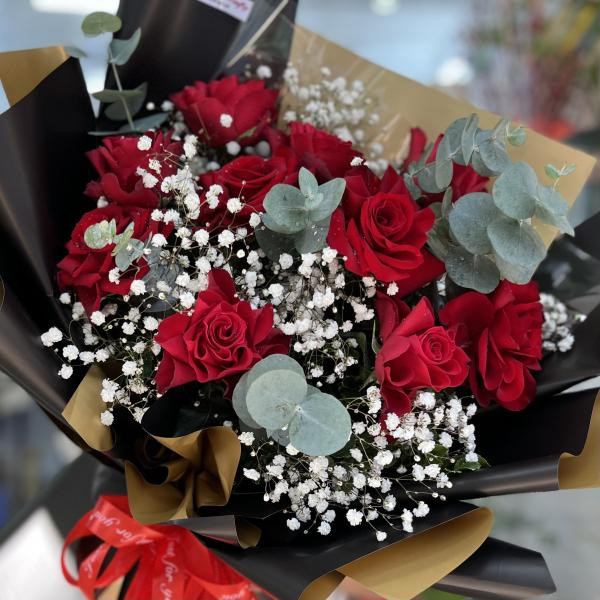 Bó hoa hồng đỏ cô dâu 10 bông tặng sinh nhật ý nghĩa  3