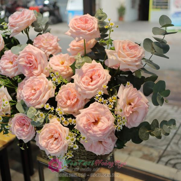 Giỏ hoa hồng đỏ Ohara mix cúc tana tặng chúc mừng sinh nhật sang trọng  1