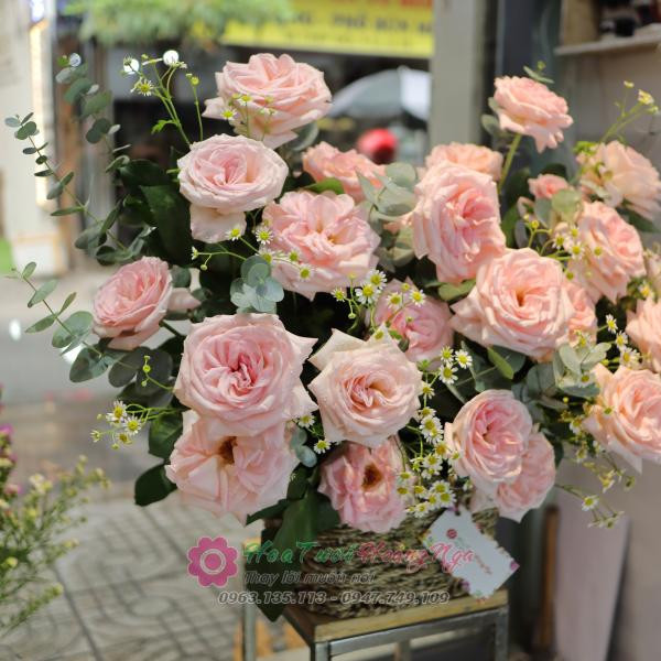 Giỏ hoa hồng đỏ Ohara mix cúc tana tặng chúc mừng sinh nhật sang trọng  2