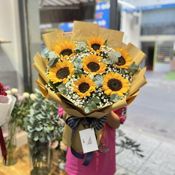 Bó hoa hướng dương 7 bông mix baby tặng 8/3 ý nghĩa 3