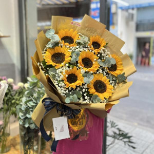 Bó hoa hướng dương 7 bông mix baby tặng 8/3 ý nghĩa