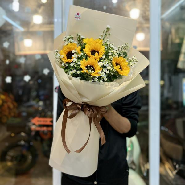 Bó hoa hướng dương 5 bông mix thạch thảo tặng sinh nhật bạn 1