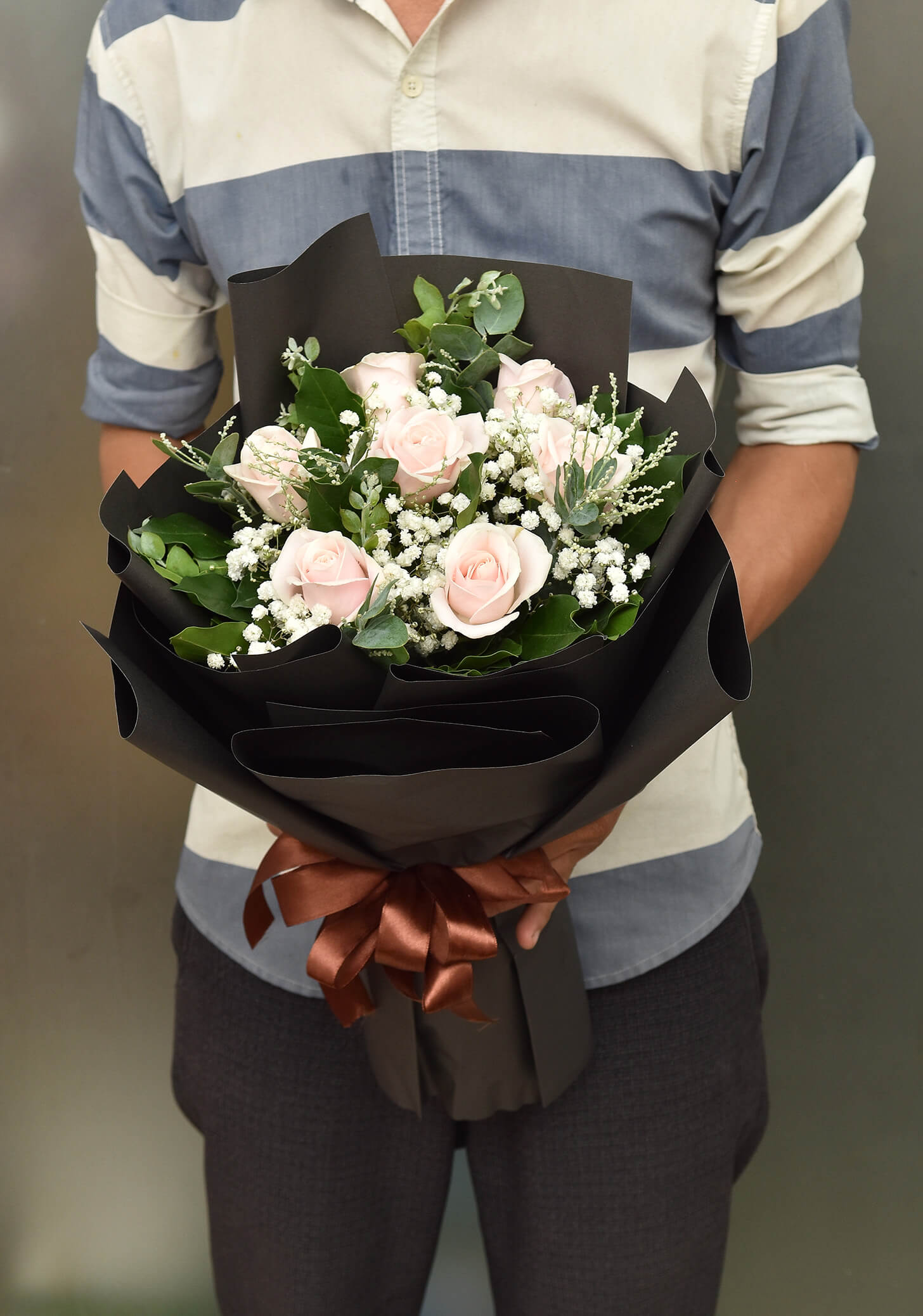 Bó Hoa Hồng Kem 7 hoa Nơ Nâu 2