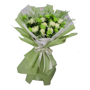 Bó hoa sinh nhật tặng sếp nam, hồng trắng, cát tường xanh, baby trắng, cỏ đồng tiền