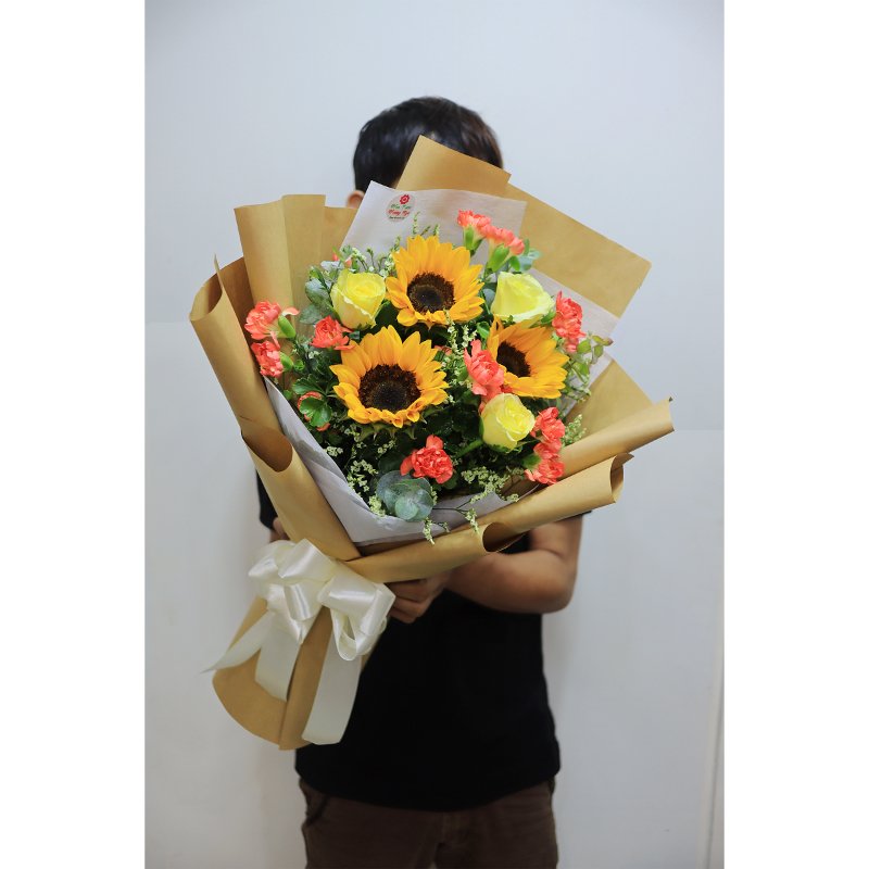 Hoa Bó Sự Kiện- Bó Hoa Hướng Dương Mix Cẩm Chướng Hồng Vàng