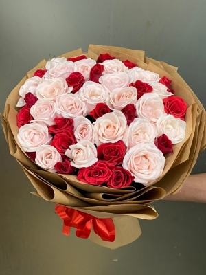 Bó Hoa Hồng Kem Mix Đỏ