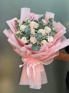 Bó Hoa Hồng Kem Giấy Hồng