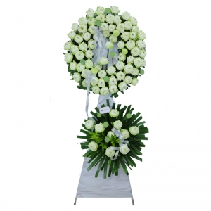 Vòng hoa Sen Trằng Đám tang đẹp sang trọng